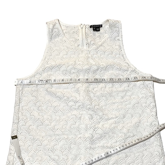Theory tank top white with half back zip 100% cotton woman’s size small - Picture 7 of 8